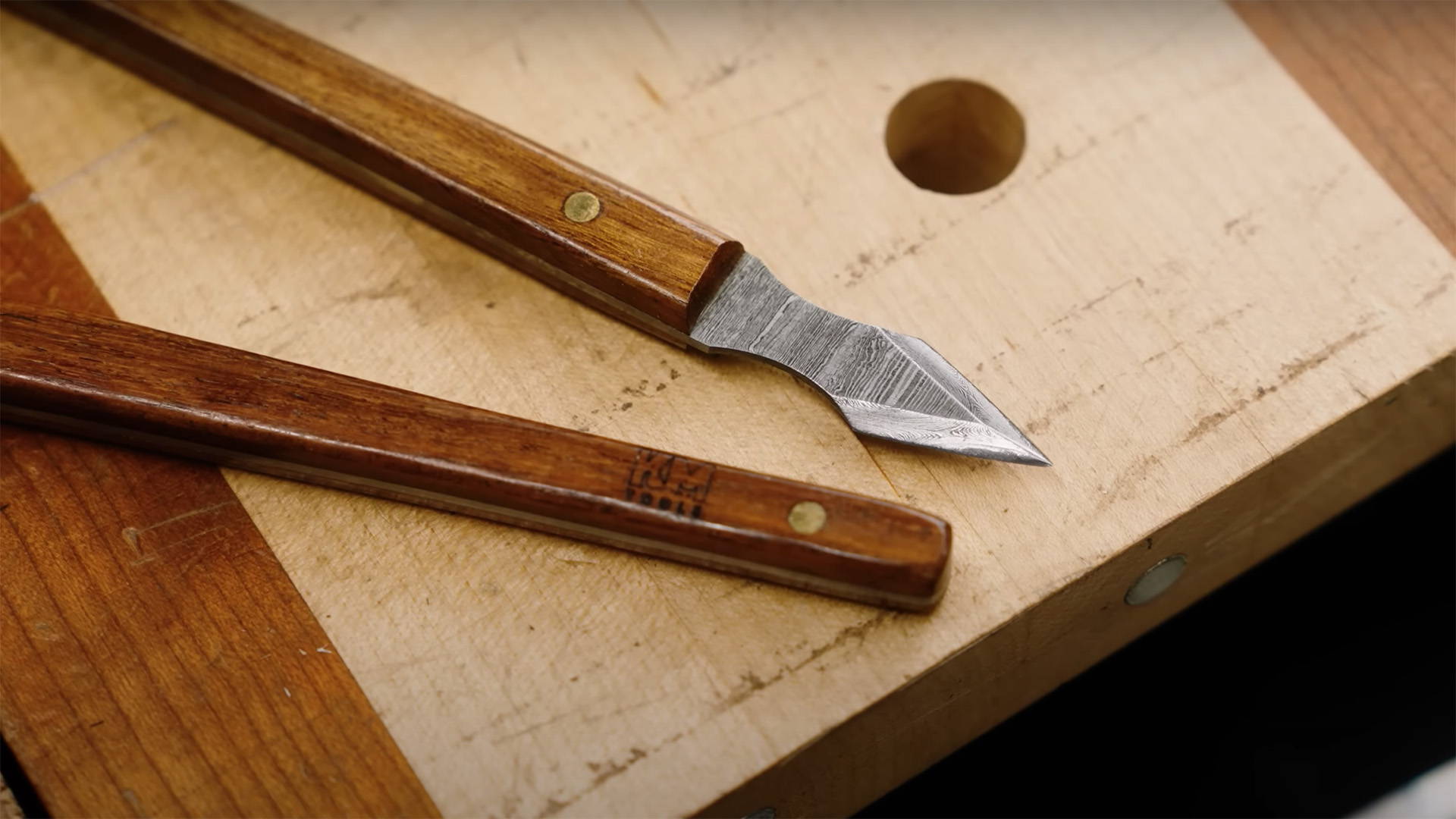 square - Difficulties using a marking knife - Woodworking Stack Exchange