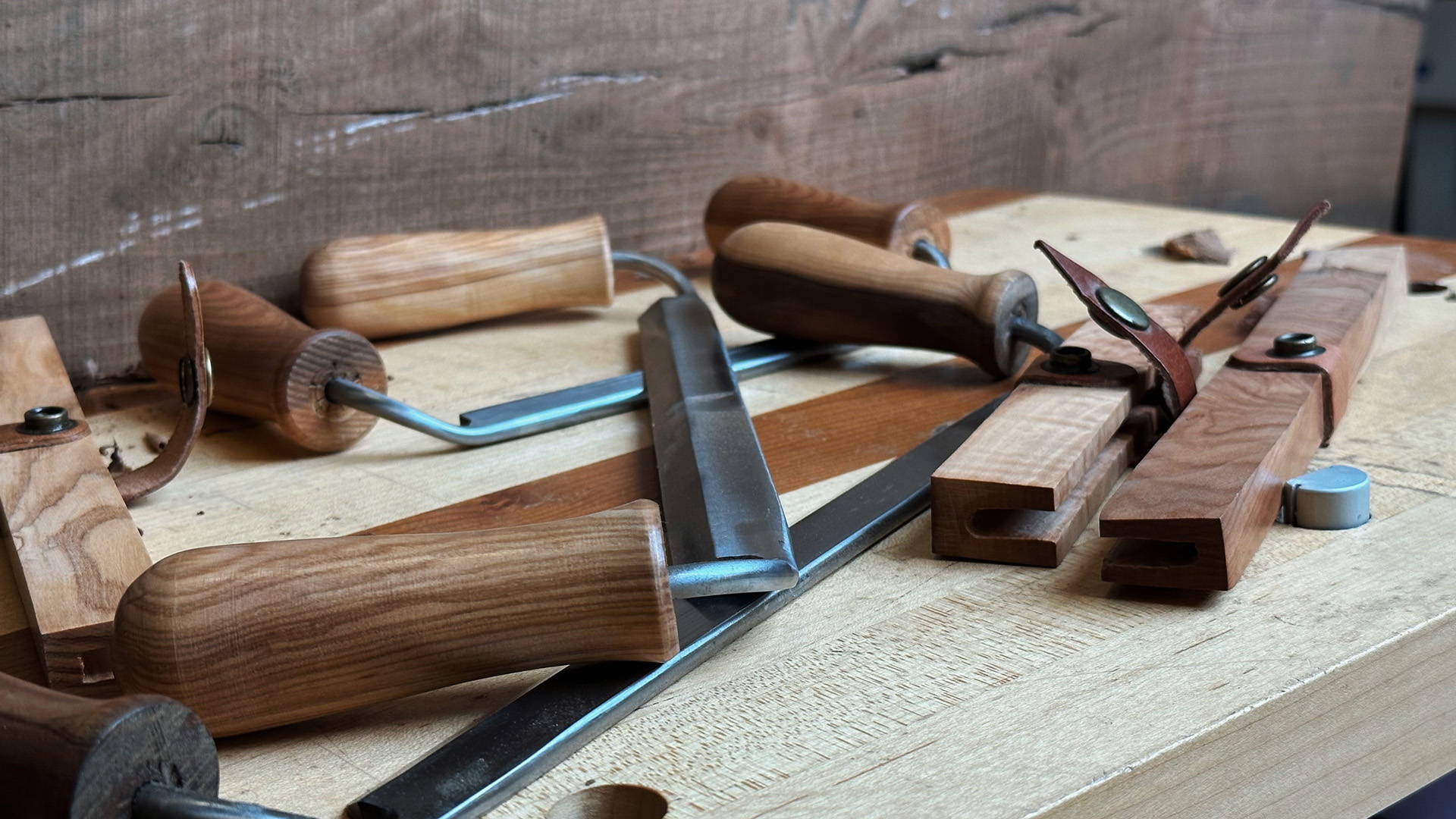 Drawknife Basics: The Surprisingly Versatile Hand Tool You Should be Using