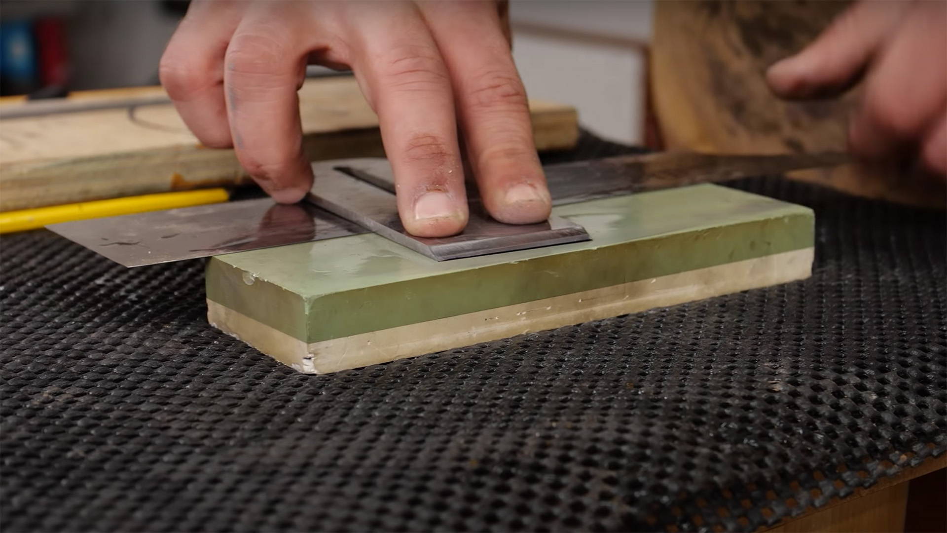 Quick Tip: The Ruler Trick for Sharpening Hand Plane Blades