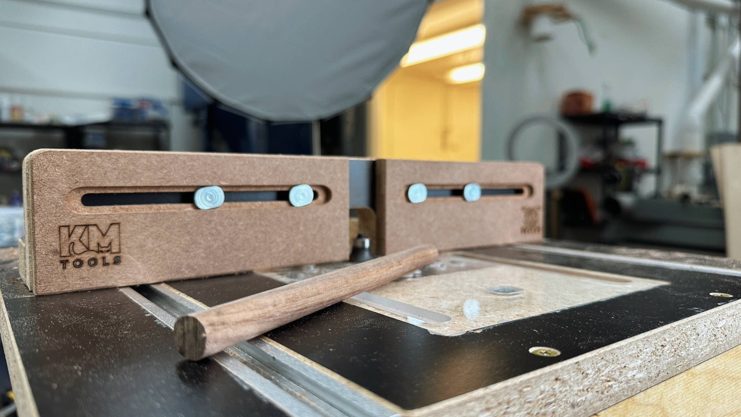 How to Make Your Own Dowels with a Router Table (Quick Tip)