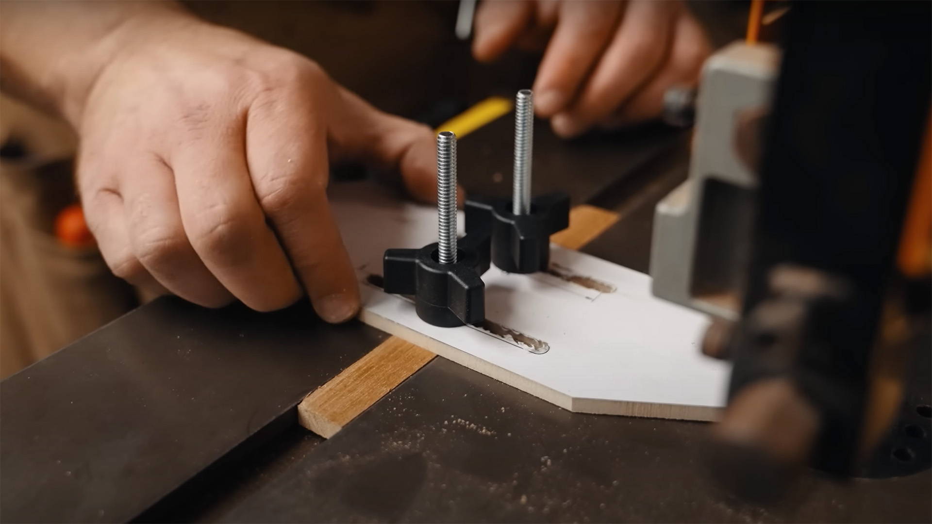 How to Make Expanding Miter Slot Runners for Jigs (Quick Tip)