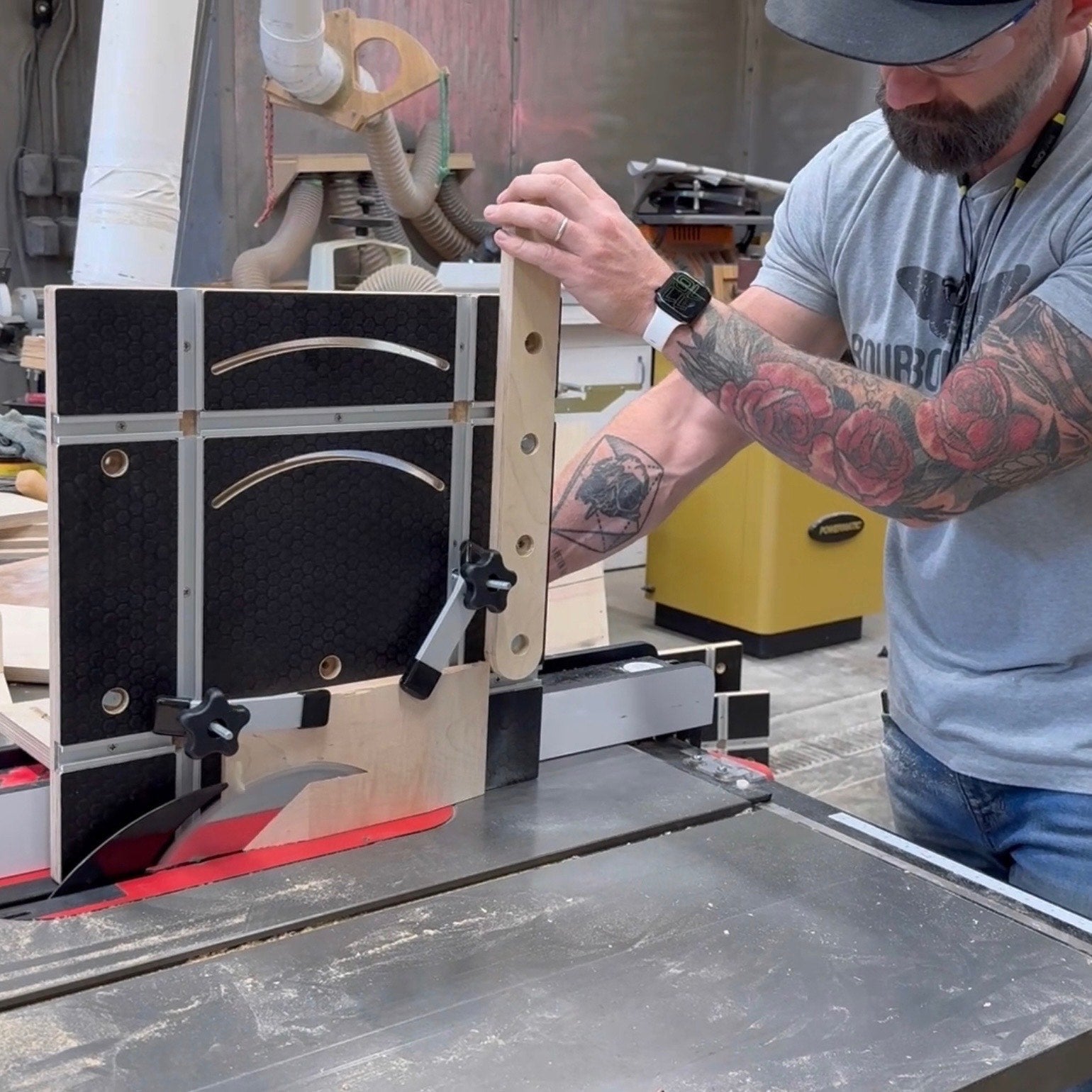 Universal Table Saw Jig (Pre-Sale)