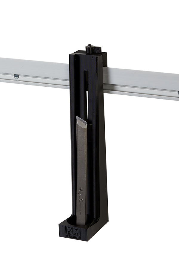 Universal Magnetic Chisel Holder