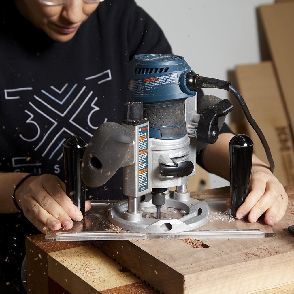 3X3 Custom 6-in-1 Universal Trim Router Jig + KM Tools Benchtop Router Table Bundle