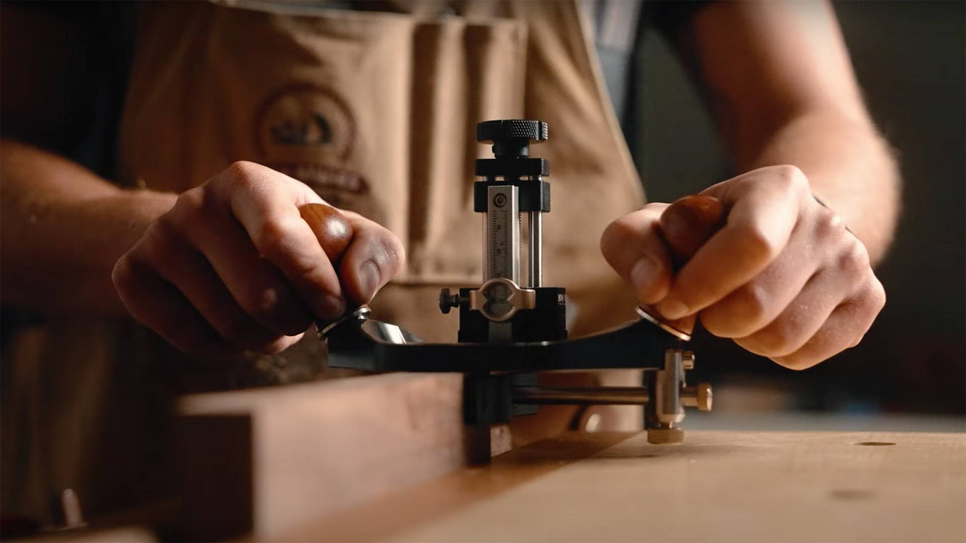 How to Use a Router Plane: 10 Tips for Top-Notch Technique