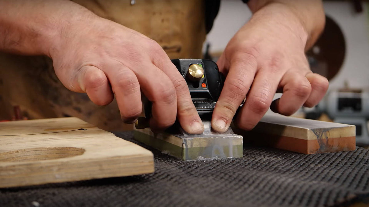 Finger Plane Using Razorblade 5 Tips for Sharpening a Hand Plane Blade: How to Hone a Razor Sharp ...