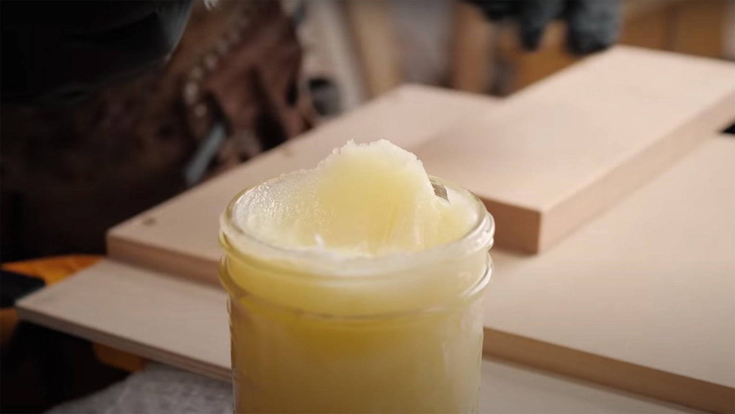 How to Make Beeswax Finish for Cutting Boards : 8 Steps