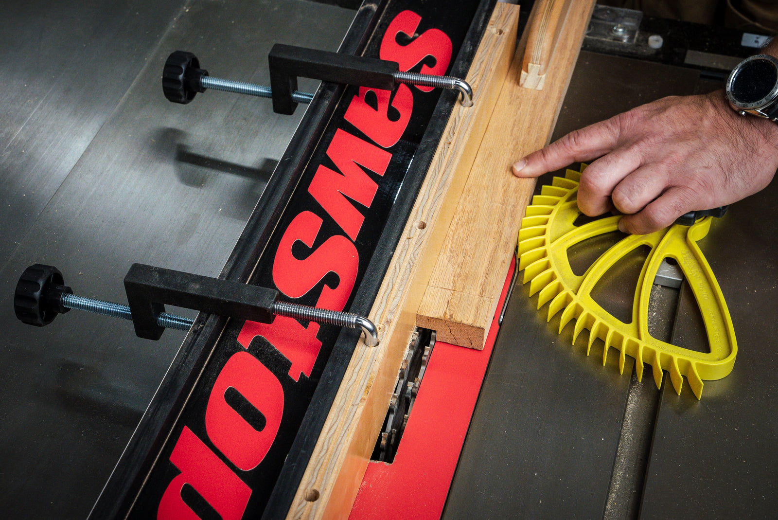 Adjustable Fence Clamp (2 Pack)